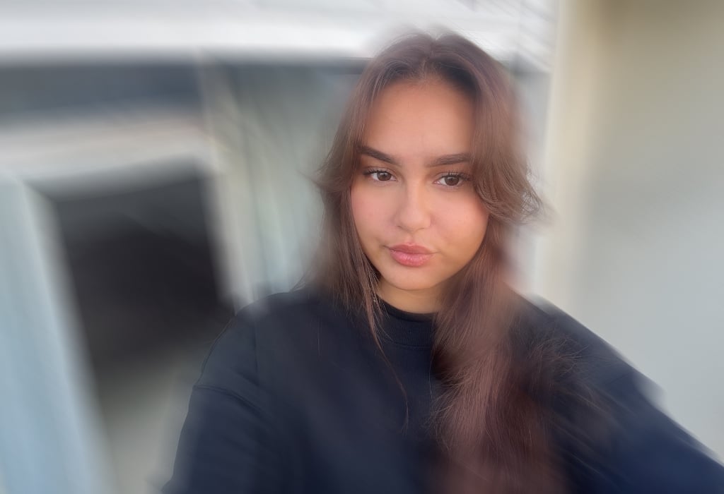 Emilie Somrah se livre sur son année de Bachelor Chef de projet en Communication au sein de l'ISCAE